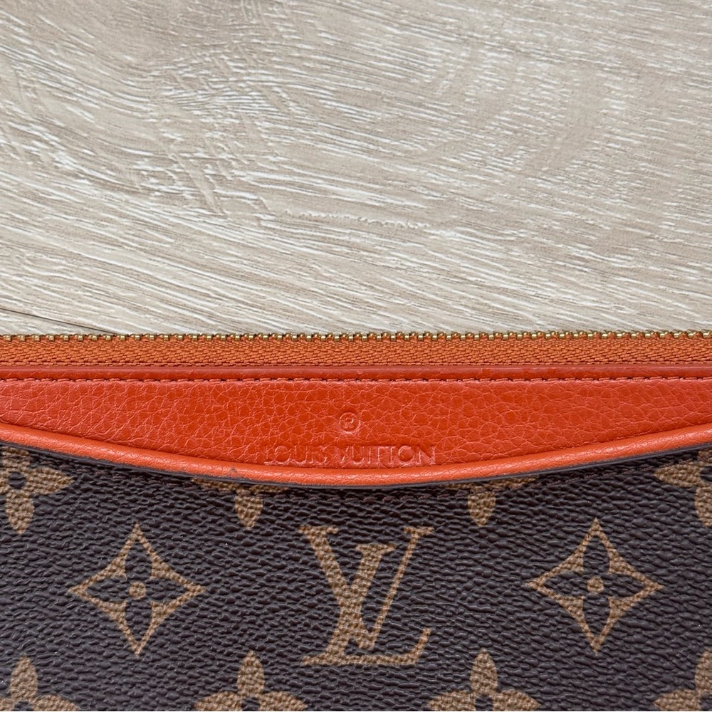 Louis Vuitton Brown Monogram Wristlet Bag, like new - Picture 5 of 17